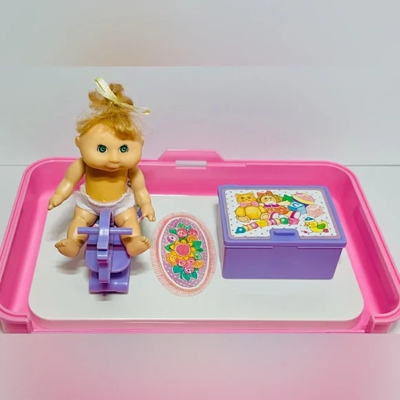 HUGE ‘90s Cabbage Patch Kids Toy Lot